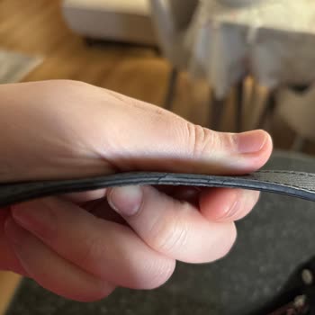 Benetton Çantada Deri Parçalanması Ve Kalite Sorunu