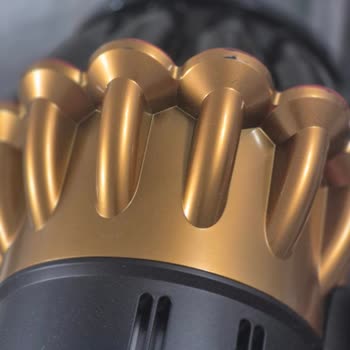 Dyson V16 Hazneden Dökülme Ve Servis Reddi