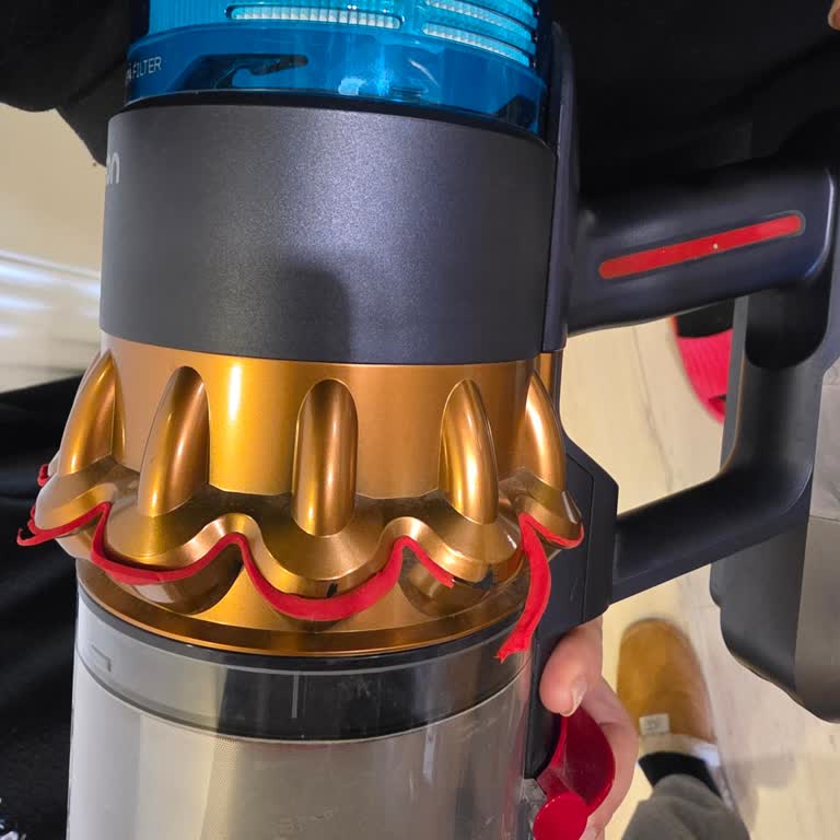 Dyson V15 Şarj Sorunu Batarya Değişimine Rağmen Çözülmedi