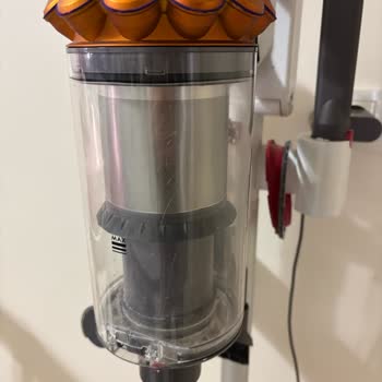 Dyson V15 Toz Haznesi Lastiği Yine Çıktı, Tam Değişim Talebi