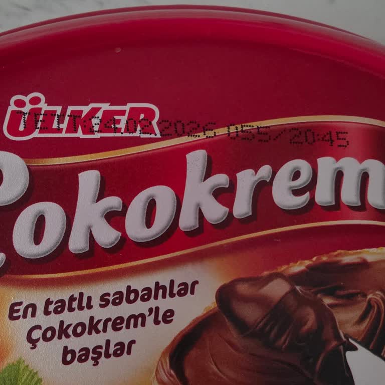 Raflarda Son Kullanma Tarihi Geçmiş Ürün Satışı