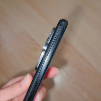 Outlet Huawei Telefonunda Tekrarlanan Servis Arızaları Ve Hemen Değişim Talebi