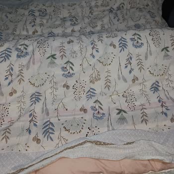 Kutudaki Görünüş İle Gelen Ürün Arasındaki Fark Ve Kalitesiz Kumaş