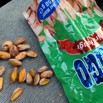 Şok Market’ten Alınan Amigo Siirt Fıstığının Küflü Olması Sağlık Riskine Yol Açtı