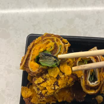 Suşi Çiğköfte Siparişinde Tırtıl Görüldü