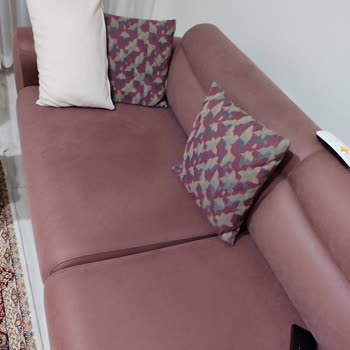 Milena Koltuk Takımında 3 Ayda Kumaş Lekesi, İade Talebi Reddedildi