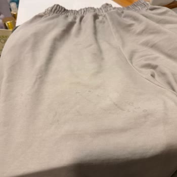 İlk Yıkamada Leke Çıkan Eşofmana İade Reddi Ve İletişim Sorunu