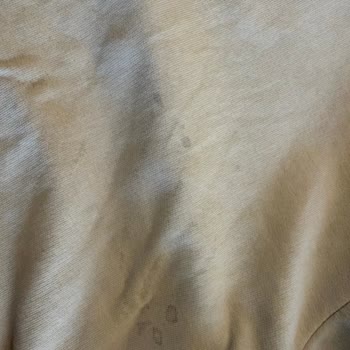 İlk Yıkamada Leke Çıkan Eşofmana İade Reddi Ve İletişim Sorunu