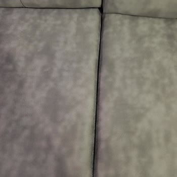 Sünger Çökmesi Ve Renk Uyuşmazlığı Sonrası Mağaza Cevapsız