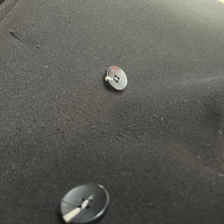 DeFacto Kabanında Kısa Sürede Tüylenme Şikayeti