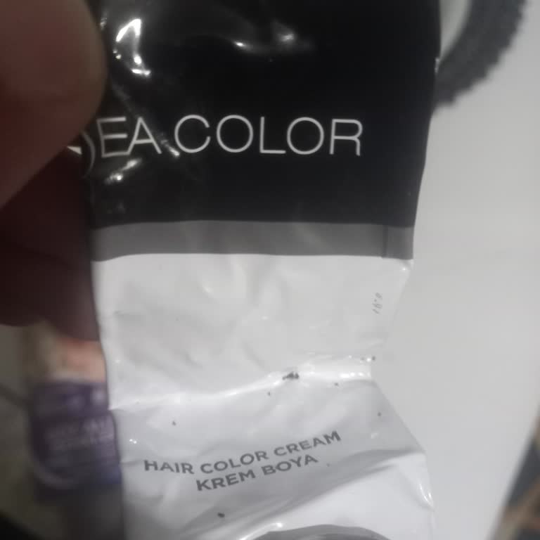 A101 Şubesinde Yanlış Saç Boyası Satışı Saçlarım Kahverengiye Dönüştü