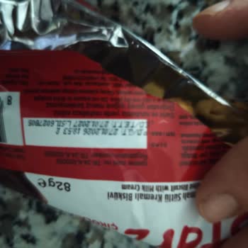 Getir'den Sipariş Edilen Şölen Biscolata Bisküvinin İçinde Yenmiş Ürün Bulunması