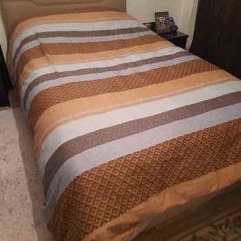 Nevresim Takımlarında Yırtık Ve Tam Ücret İadesi Talebi