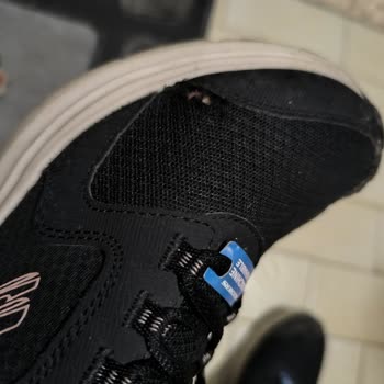 Skechers Ayakkabısının File Ve Dikiş Yırtılması, Garanti Reddiyle Mağduriyet