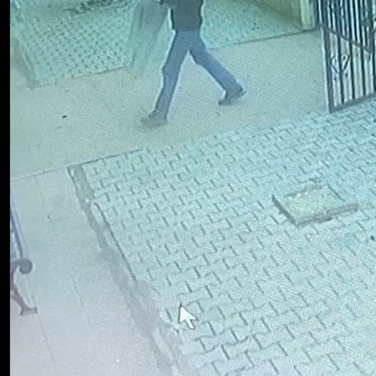 Eksik Sandalet Ve Hasarlı Paket Şikayeti