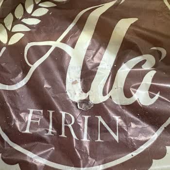 Eskişehir Erenköy Ala Fırın’da Satılan Baklava İçinde Cam Parçası Tespit Edildi