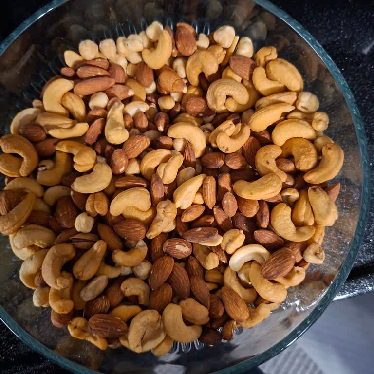 Reklamla Uyuşmayan Elit Karışık Kuruyemiş İçeriği