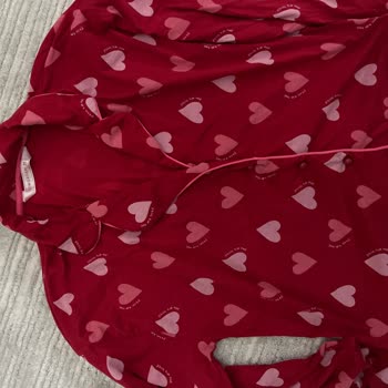 Pijamadaki Renk Solması Ve Tüylenme Sorunu