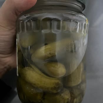 Çocuk Güveni Zedelenen Turşunun Bozulması Ve Ürün Değişimi Talebi