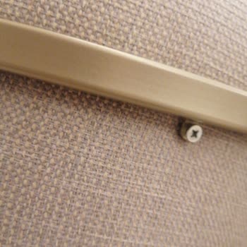 Yanlış Kumaş Çarpık Sandalyeler Ve Tamir Sorunları Nedeniyle Ücret İadesi Talebi