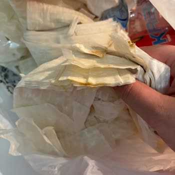 Geçerli Son Kullanma Tarihli Bozulmuş Yufka Ürünü İçin İade Talebi