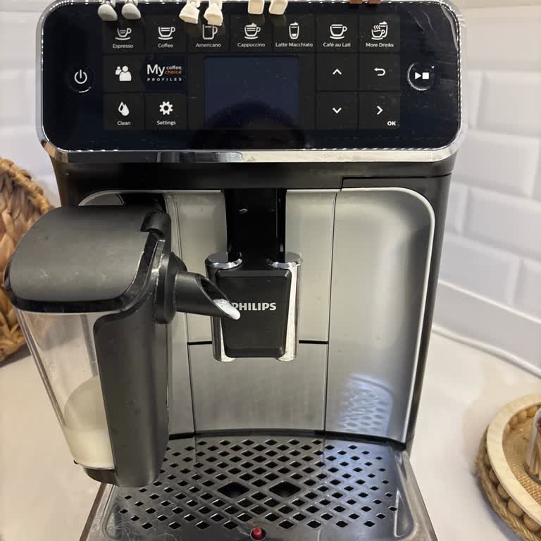 Philips Lattego Kahve Makinesinde Acı Ve Ekşi Tat, Bakım Sonrası Çözülmedi, Ürün Değişimi Talebi