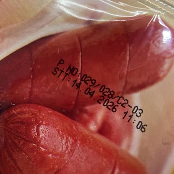 Keskinoğlu Sosisinde Görülen Beyaz Lekeler Tüketici Güvenliğini Tehdit Ediyor