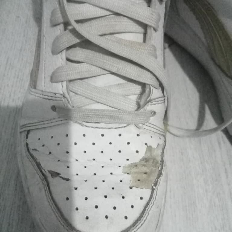 Parçalanan Ürün Kırıldı Ve Kullanılamaz Hale Geldi