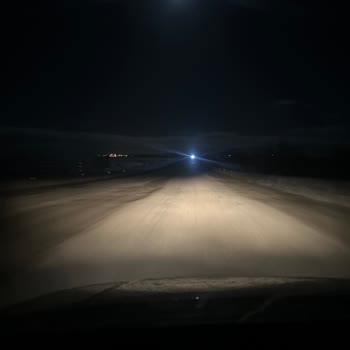 Erzincan Sakaltutan Geçidinde Kötü Yol Durumu Araç Hasarına Yol Açıyor