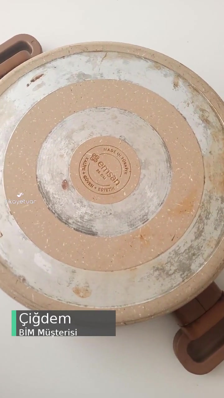 BİM'den Alınan Pilav Tenceresi Soyuluyor! videonun kapak resmi