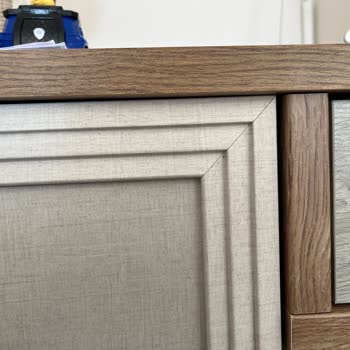 Koltuk Takımında Amblem Sorunu Ve Konsol Kapak Ayarı İlgisiz Servis Tarafından Cevapsız Bırakılıyor