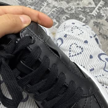 Teslim Edilmeyen Guess Ayakkabısı Ve Sürekli Gecikmeler