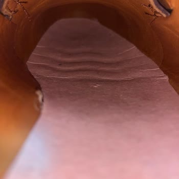 Taban Çatlaması Ve Ayağımda Uyuşma Nedeniyle Hotiç Ayakkabısının Değişimini Talep Ediyorum