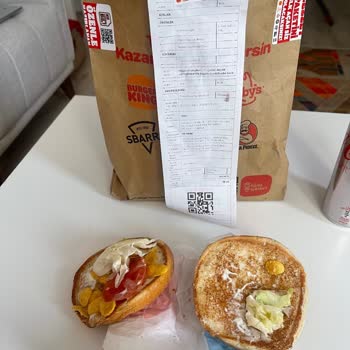 Çorlu Burger King'de Köftesiz Burger Şikayeti Ve Geri Ödeme Talebi