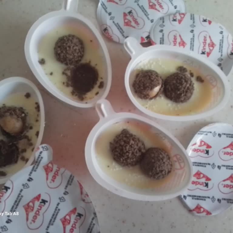 Kinder Joy Ürünlerinde Beyaz Bakteri Benzeri Oluşumlar