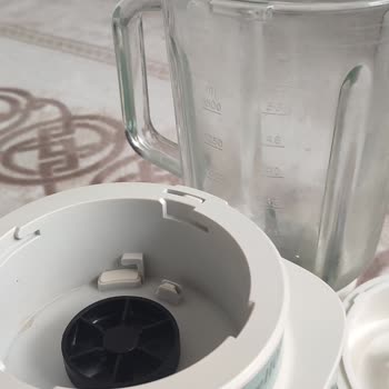 Yanlış Renkli Ve Kullanılmış Görünen Blender Seti Şikayeti