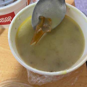 Köfteci Yusuf Çorbasında Plastik Parça Bulunması Hijyen Şikayeti