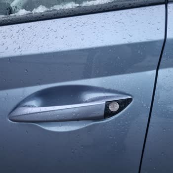 Garanti Kapsamındaki Kapı Kolu Parçasının Düşmesi Ve Servisin Ücret Talebi