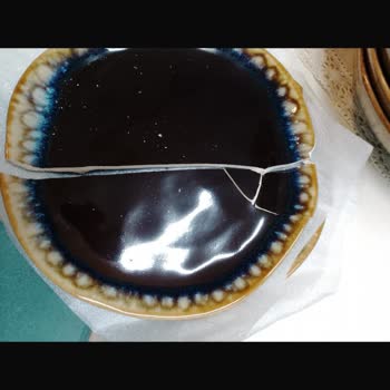 Üç Pasta Tabağı Ve Bir Çorba Kasesi Kırık Geldi: Acil Değişim Talebi