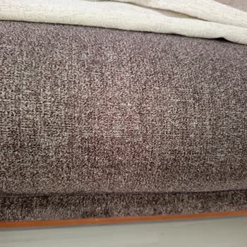 160 Bin TL'lik Koltuklar Ayıplı: Kumaş Yırtıkları Ve Oyalama