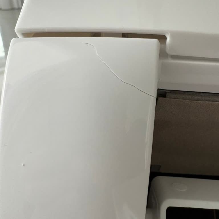 Kırık Gelen Klima Ve Cevapsız Servis Süreci