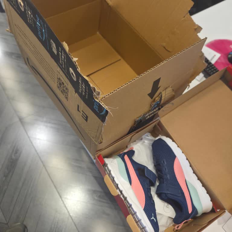 Yanlış Ürün Gönderimi Ve Stok Sorunu Nedeniyle İade Talebi