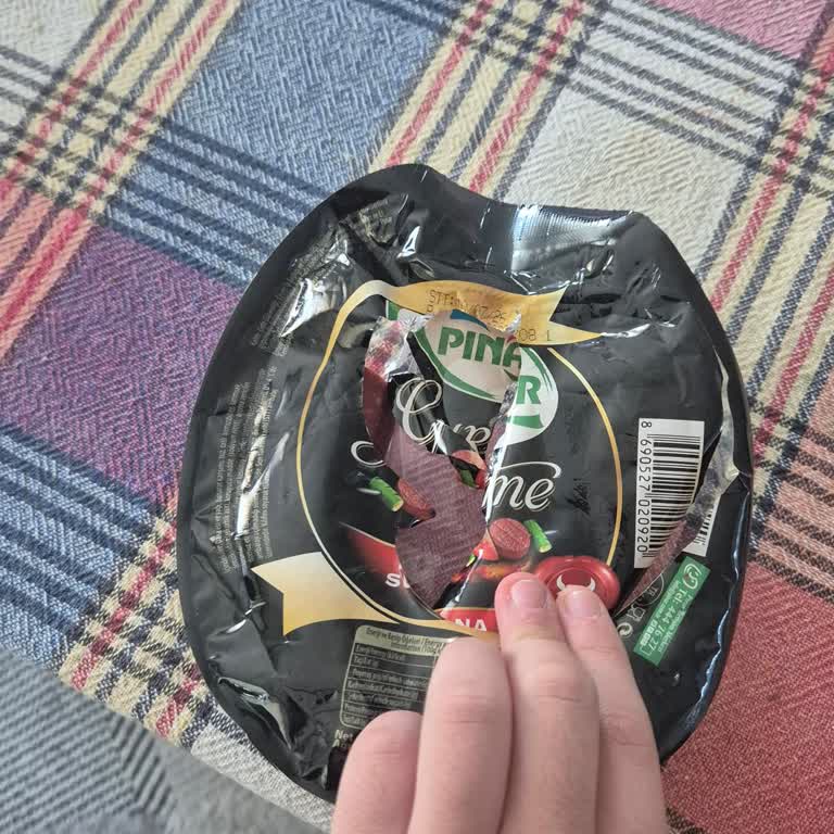 Namet Sucuk Tüketiminden Sonra Şiddetli Karın Ağrısı Ve Acil İnceleme Talebi