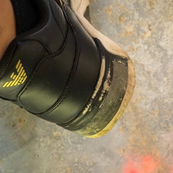 Ayakkabının Kısa Sürede Deforme Olması Ve Renk Atması Nedeniyle Tam Geri Ödeme Talebi