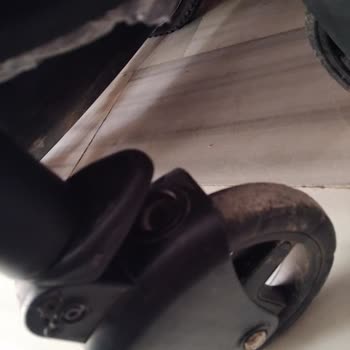 Garanti Kapsamındaki Bebek Arabasının Kırılan Tekerleği İçin 4 Aylık Çözüm Bekleyişi