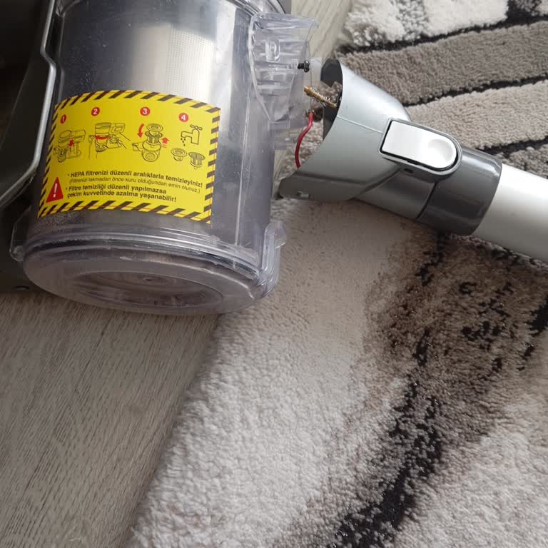 Heifer Quiclean Pro Süpürgenin Toz Haznesi Kırıldı Garantiden Cevap Bekleniyor