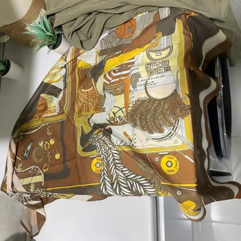 Videodaki Şal Gibi Değil, Cevapsız İade Talebi