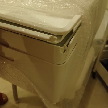 Kırık Kutu Teslimatı Ve Kağıt Fatura Zorunluluğu