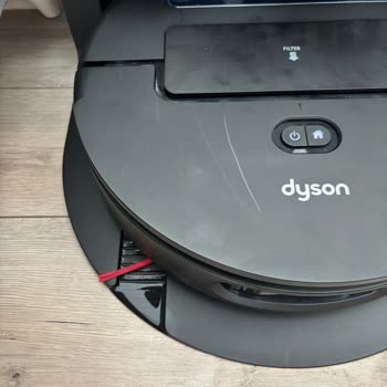 Dyson Spot Scrub AI Robot Süpürgede Çoklu Arızalar Nedeniyle Yeni Ürün Değişimi İsteği