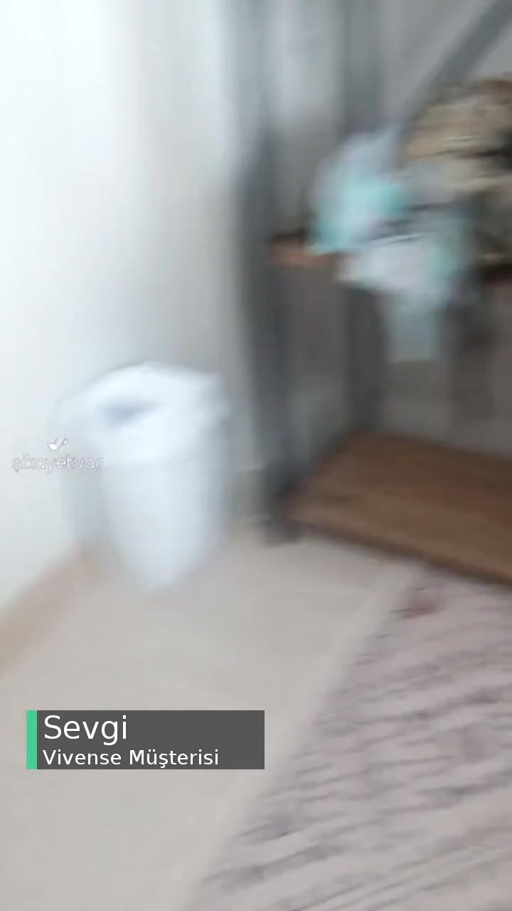 Vivense Yatak Odası Makyaj Masasının Çekmecesi Düştü! videonun kapak resmi